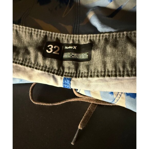 Hurley Board Shorts Blue Floral Mens 32 8" Swim Trunks - Picture 3 of 6